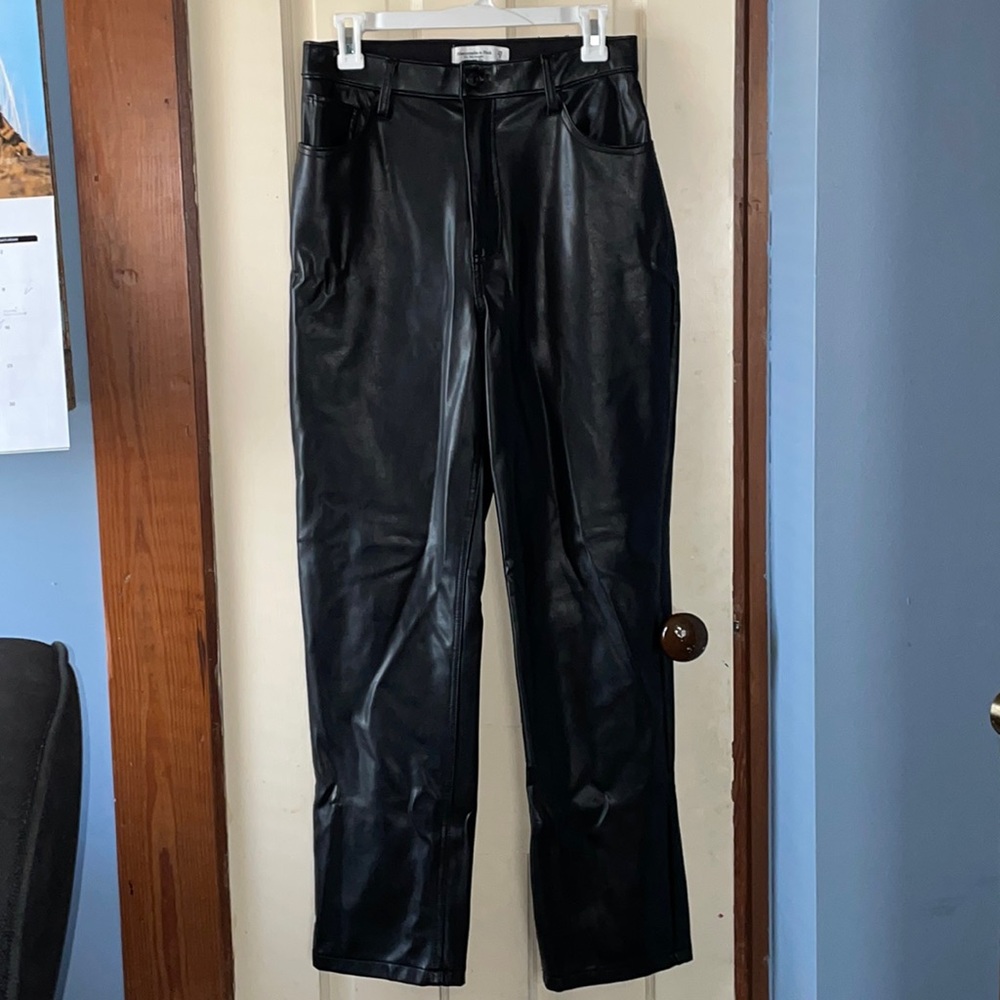90’s Ultra High Rise Straight Leather Pants